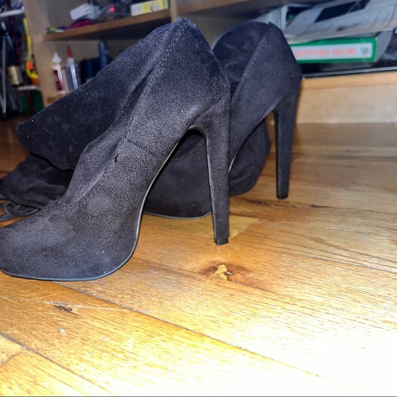 Thigh High Suede Boots - Picture 4 of 5